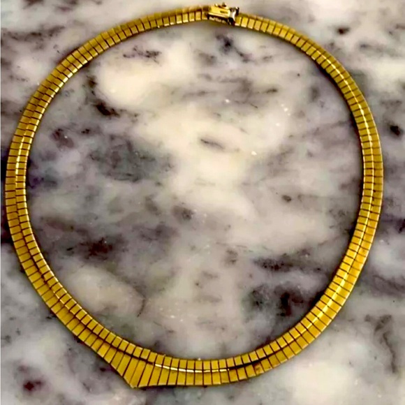✨SOLD✨ 14K Gold Vintage Etched Collar Necklace 28.6g - Picture 10 of 11